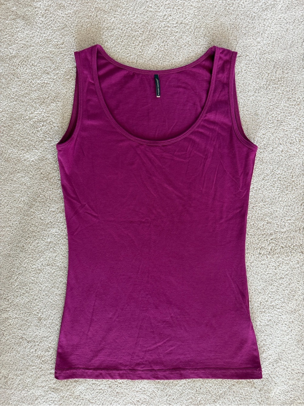 Soyaconcept Classic Scoop Neck Tank Top in Magenta